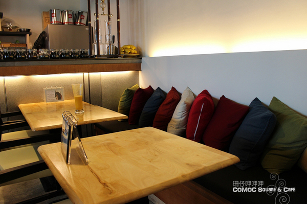COMOC Square & Cafe：COMOC Square & Cafe ✪ 一場時尚與美食結合的饗宴~103.08.08