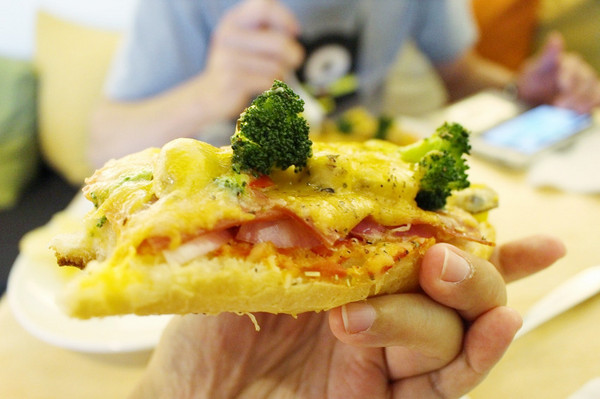 COMOC Square & Cafe：COMOC Square & Cafe ✪ 一場時尚與美食結合的饗宴~103.08.08