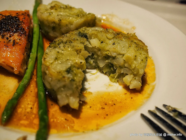 IKEA宜家家居(台中店):【食記】台中南屯-IKEA 宜家家居餐廳 : 原來不Q的貢丸就是瑞典美食,賣場用餐也能比餐廳更有情調…