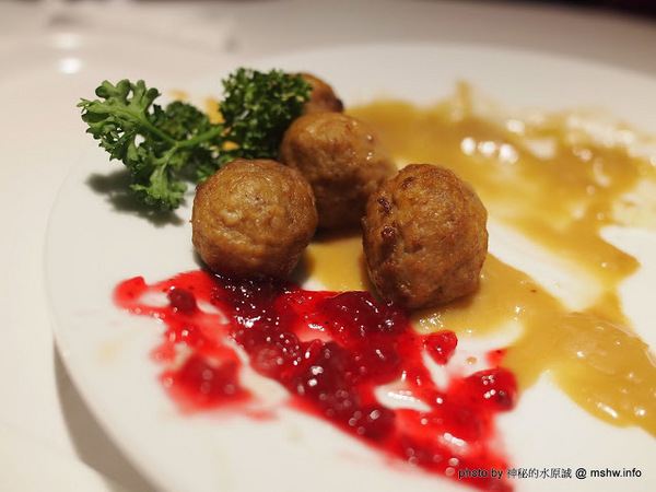 IKEA宜家家居(台中店):【食記】台中南屯-IKEA 宜家家居餐廳 : 原來不Q的貢丸就是瑞典美食,賣場用餐也能比餐廳更有情調…