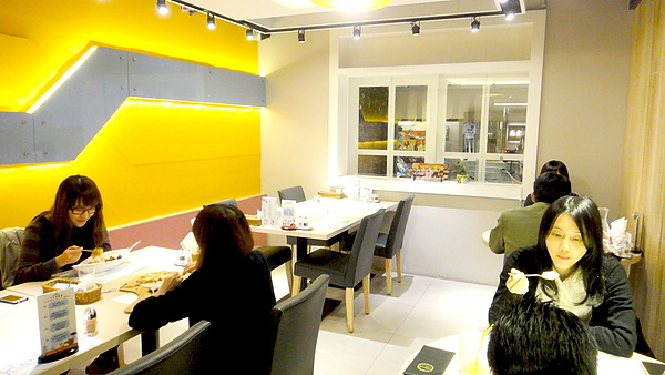 莫卡迪義法創意料理:【台北東區】精緻甜點創意無限!Mocadi 莫卡迪義法創意料理!