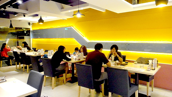 莫卡迪義法創意料理:【台北東區】精緻甜點創意無限!Mocadi 莫卡迪義法創意料理!