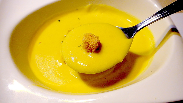 莫卡迪義法創意料理:【台北東區】精緻甜點創意無限!Mocadi 莫卡迪義法創意料理!