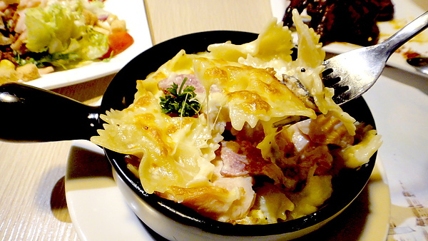 莫卡迪義法創意料理:【台北東區】精緻甜點創意無限!Mocadi 莫卡迪義法創意料理!