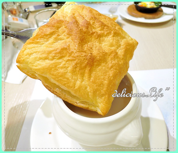 酥皮奶油蘑菇濃湯110