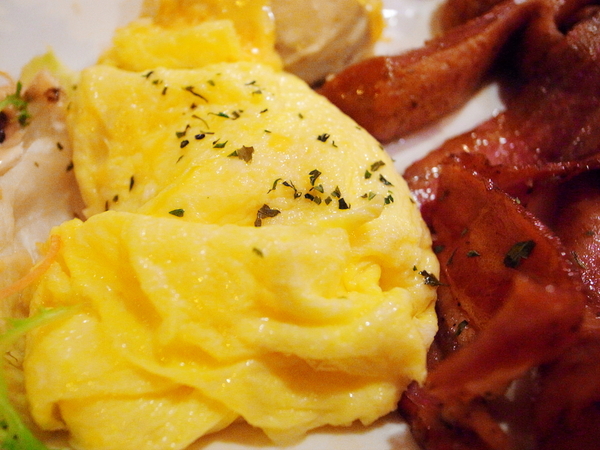 Rock Shock 驚嚇搖滾廚房：【台北】初訪「Rock Shock 驚嚇搖滾廚房」-爆漿布朗尼