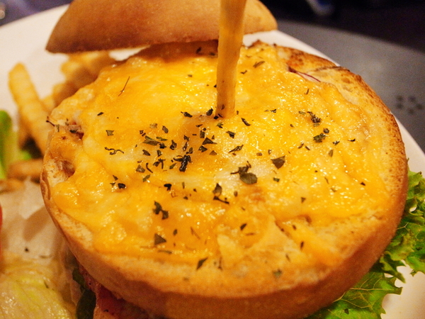 Rock Shock 驚嚇搖滾廚房：【台北】初訪「Rock Shock 驚嚇搖滾廚房」-爆漿布朗尼