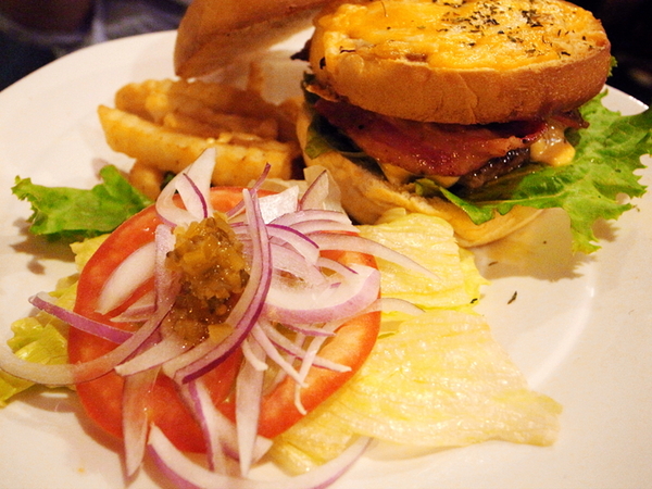 Rock Shock 驚嚇搖滾廚房：【台北】初訪「Rock Shock 驚嚇搖滾廚房」-爆漿布朗尼