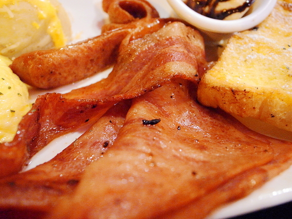 Rock Shock 驚嚇搖滾廚房：【台北】初訪「Rock Shock 驚嚇搖滾廚房」-爆漿布朗尼