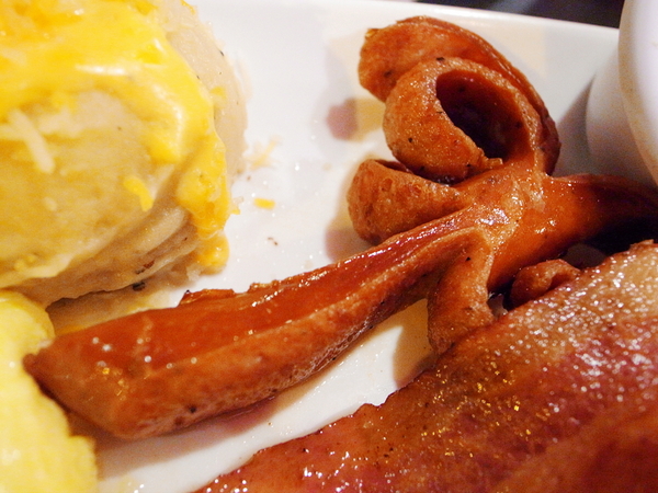 Rock Shock 驚嚇搖滾廚房：【台北】初訪「Rock Shock 驚嚇搖滾廚房」-爆漿布朗尼