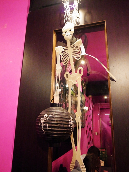 Rock Shock 驚嚇搖滾廚房：【台北】初訪「Rock Shock 驚嚇搖滾廚房」-爆漿布朗尼