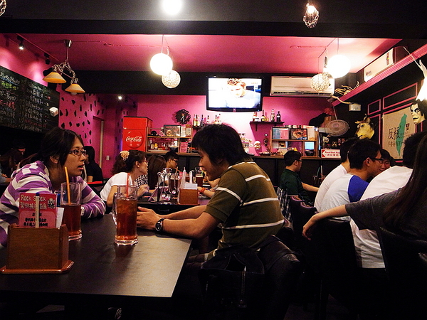 Rock Shock 驚嚇搖滾廚房：【台北】初訪「Rock Shock 驚嚇搖滾廚房」-爆漿布朗尼