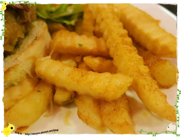 台北-Rock Shock 驚嚇搖滾廚房-聖誕夜驚魂-漢堡套餐-薯條