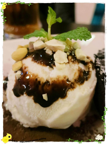 台北-Rock Shock 驚嚇搖滾廚房-聖誕夜驚魂-漢堡套餐-冰淇淋