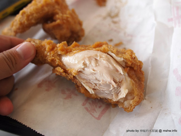 苑裡耕牛園市場雞排:【食記】苗栗苑裡-耕牛園炸雞之秒殺雞塊 : 隱藏於市場中的銅板美食