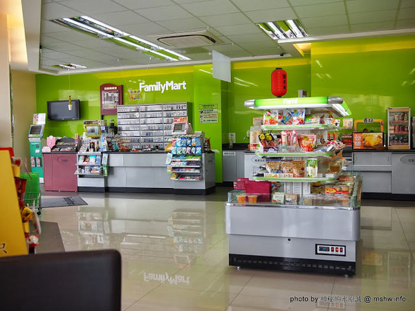 苑裡耕牛園市場雞排:【食記】苗栗苑裡-耕牛園炸雞之秒殺雞塊 : 隱藏於市場中的銅板美食