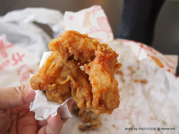 苑裡耕牛園市場雞排:【食記】苗栗苑裡-耕牛園炸雞之秒殺雞塊 : 隱藏於市場中的銅板美食