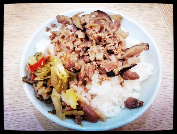 世交肉焿:【券】夏日美食:最道地、飽足感十足【世交肉焿】三人免費體驗!