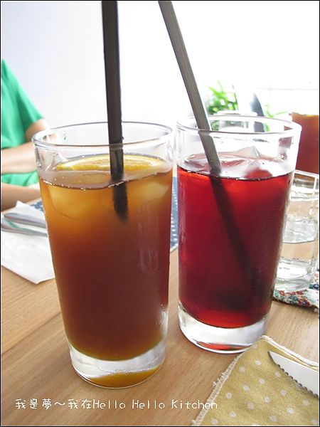 Hello2 Kitchen13.JPG