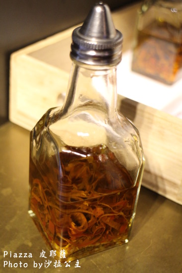 piazza皮耶薩：到東區吃義大利街頭小吃『Piazza 皮耶薩』(捷運：忠孝復興站)