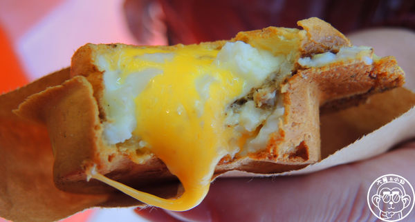 太極鰲車輪餅：呷飽祙【新北板橋･太極鱉車輪餅】排隊爆漿紅豆餅