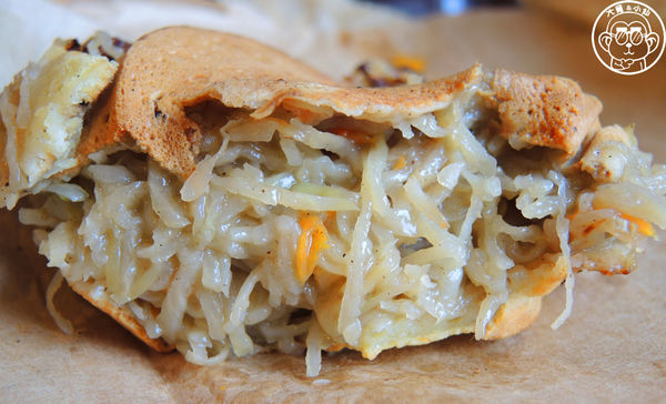 太極鰲車輪餅：呷飽祙【新北板橋･太極鱉車輪餅】排隊爆漿紅豆餅