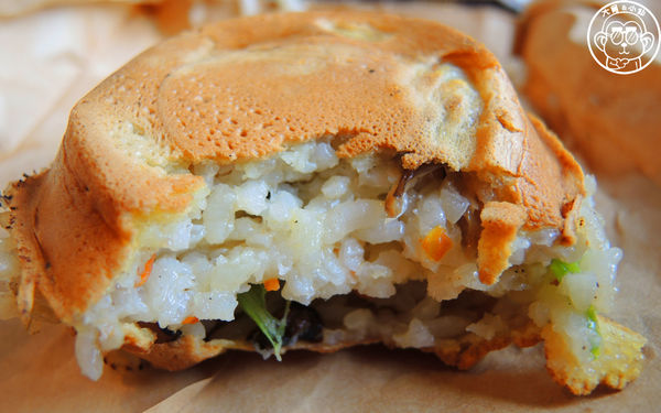 太極鰲車輪餅：呷飽祙【新北板橋･太極鱉車輪餅】排隊爆漿紅豆餅