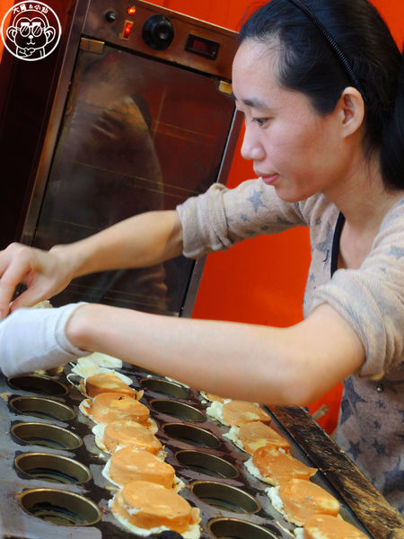 太極鰲車輪餅：呷飽祙【新北板橋･太極鱉車輪餅】排隊爆漿紅豆餅