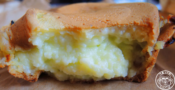 太極鰲車輪餅：呷飽祙【新北板橋･太極鱉車輪餅】排隊爆漿紅豆餅