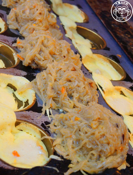 太極鰲車輪餅：呷飽祙【新北板橋･太極鱉車輪餅】排隊爆漿紅豆餅