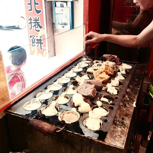 太極鰲車輪餅：▌板橋•太極鰲車輪餅 ▌薇拉小公主愛吃卡慘死的說 • 他很醜 , 但是他很可口 ...  掀起 10元 車輪餅戰