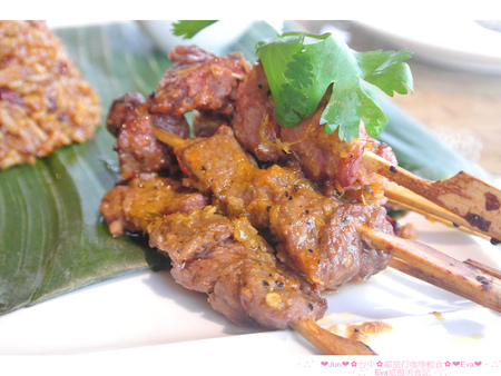 八里水岸四季景觀餐廳：【食記】oO。o○。台北　八里　八里水岸四季景觀餐廳　下午茶　排餐　鬆餅　包廂　海邊　景觀　駐唱　峇里島　浪漫海景景觀餐廳，想耍浪漫的男生，趕快帶女朋友來～　oO。o○。　