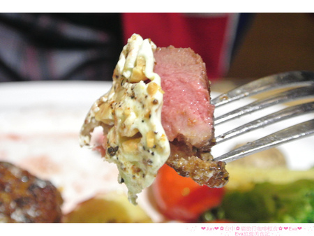 八里水岸四季景觀餐廳：【食記】oO。o○。台北　八里　八里水岸四季景觀餐廳　下午茶　排餐　鬆餅　包廂　海邊　景觀　駐唱　峇里島　浪漫海景景觀餐廳，想耍浪漫的男生，趕快帶女朋友來～　oO。o○。　