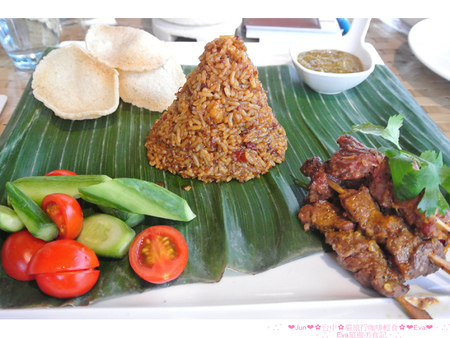 八里水岸四季景觀餐廳：【食記】oO。o○。台北　八里　八里水岸四季景觀餐廳　下午茶　排餐　鬆餅　包廂　海邊　景觀　駐唱　峇里島　浪漫海景景觀餐廳，想耍浪漫的男生，趕快帶女朋友來～　oO。o○。　