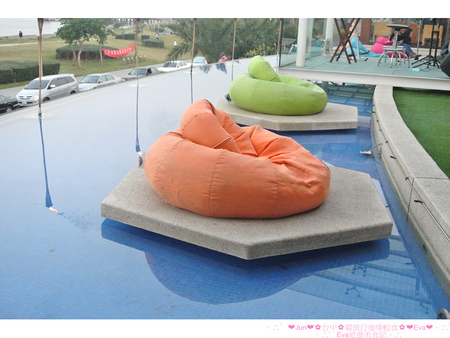 八里水岸四季景觀餐廳：【食記】oO。o○。台北　八里　八里水岸四季景觀餐廳　下午茶　排餐　鬆餅　包廂　海邊　景觀　駐唱　峇里島　浪漫海景景觀餐廳，想耍浪漫的男生，趕快帶女朋友來～　oO。o○。　