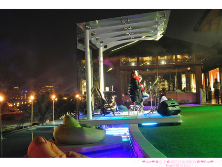 八里水岸四季景觀餐廳：【食記】oO。o○。台北　八里　八里水岸四季景觀餐廳　下午茶　排餐　鬆餅　包廂　海邊　景觀　駐唱　峇里島　浪漫海景景觀餐廳，想耍浪漫的男生，趕快帶女朋友來～　oO。o○。　