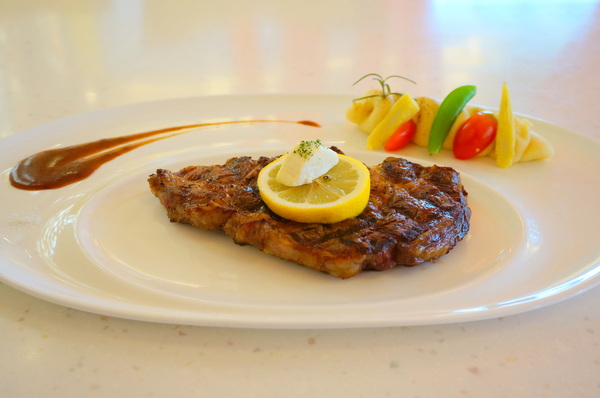 BaLi水岸四季景觀餐廳：【八里】BaLi水岸四季景觀餐廳－『氣氛超棒．美麗峇里島風』