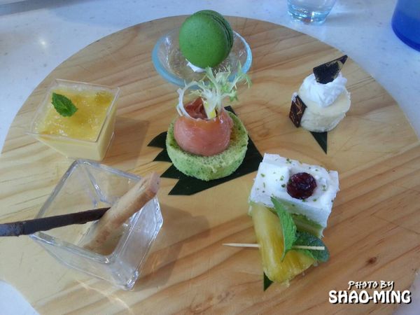 BaLi水岸四季景觀餐廳：(八里)浪漫270度無邊際海景『BaLi水岸四季景觀餐廳』水灣創作料理