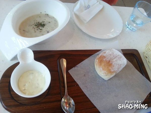 BaLi水岸四季景觀餐廳：(八里)浪漫270度無邊際海景『BaLi水岸四季景觀餐廳』水灣創作料理