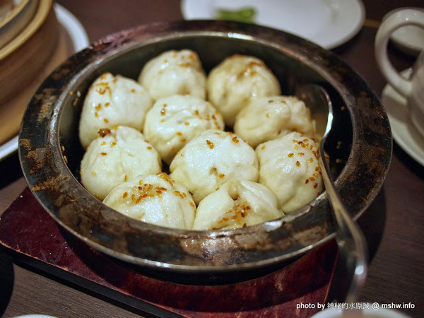 高記小團圓(松山菸廠誠品):【食記】不愧是招牌!一吃就停不了的上海鐵鍋生煎包囧 @ 台北信義誠品生活-高記小團圓-Kao Chi-浙滬美饌上海點心