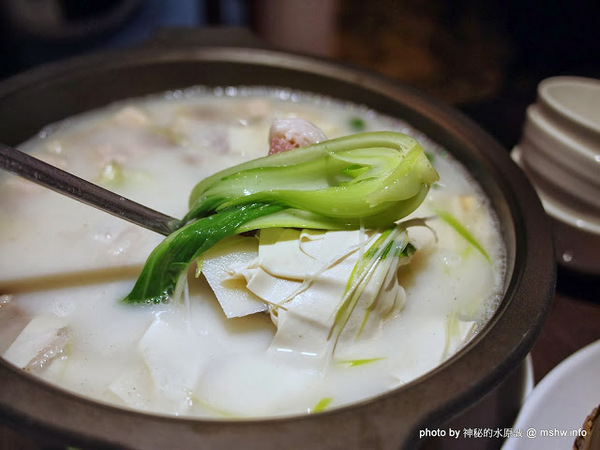 高記小團圓(松山菸廠誠品):【食記】不愧是招牌!一吃就停不了的上海鐵鍋生煎包囧 @ 台北信義誠品生活-高記小團圓-Kao Chi-浙滬美饌上海點心