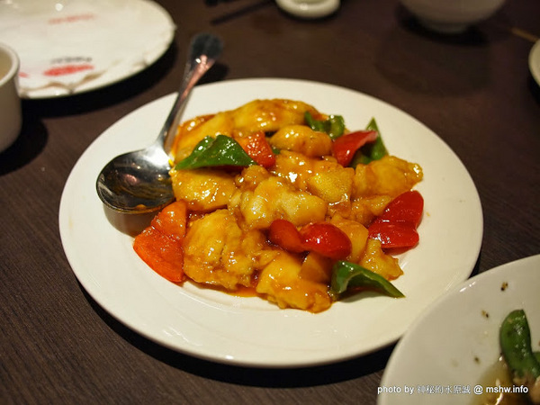 高記小團圓(松山菸廠誠品):【食記】不愧是招牌!一吃就停不了的上海鐵鍋生煎包囧 @ 台北信義誠品生活-高記小團圓-Kao Chi-浙滬美饌上海點心