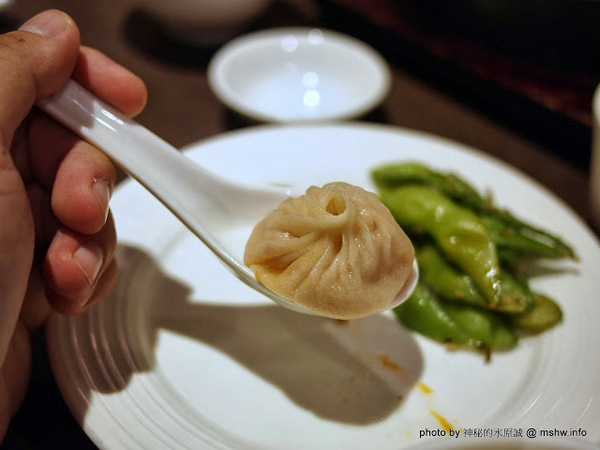 高記小團圓(松山菸廠誠品):【食記】不愧是招牌!一吃就停不了的上海鐵鍋生煎包囧 @ 台北信義誠品生活-高記小團圓-Kao Chi-浙滬美饌上海點心