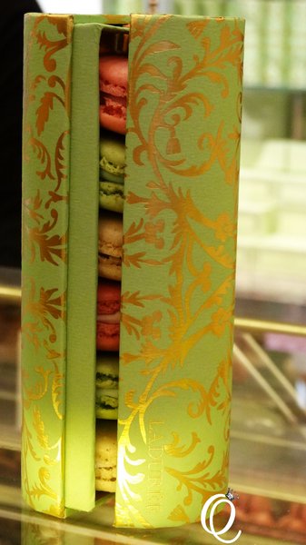 Laduree(台北微風店)：馬卡龍界中的LV~~法國Laduree Macaron．台北微風店
