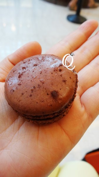 Laduree(台北微風店)：馬卡龍界中的LV~~法國Laduree Macaron．台北微風店