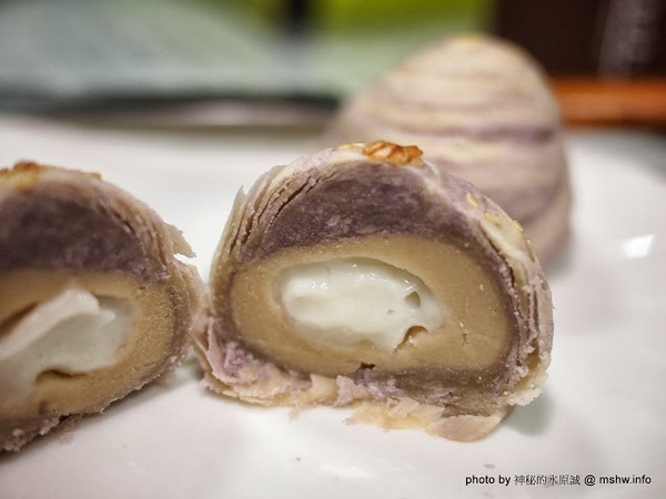 阿聰師芋頭酥糕餅(台中秋紅谷館):【食記】台中西屯-阿聰師芋頭酥糕餅/台中秋紅谷館 : 微甜不膩的細緻口感,有八卦味道的大甲龍捲風!?