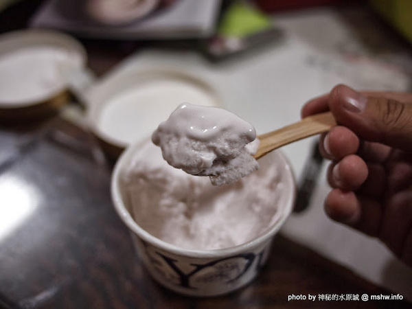 阿聰師芋頭酥糕餅(台中秋紅谷館):【食記】台中西屯-阿聰師芋頭酥糕餅/台中秋紅谷館 : 微甜不膩的細緻口感,有八卦味道的大甲龍捲風!?