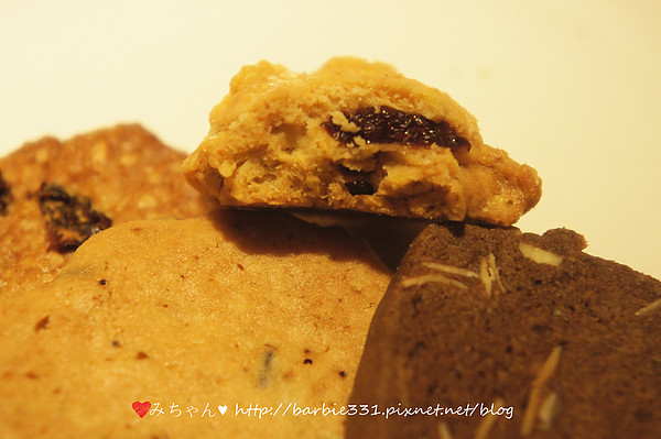 Sam咖啡小館：♥吃吧~台北ღ松山區♥初訪 小店高品質!!超Cute拉花咖啡~好療癒!!☆Sam 咖啡☆ (動物友善、捷運、下午茶)