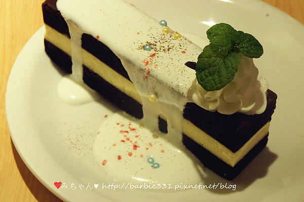 Sam咖啡小館：♥吃吧~台北ღ松山區♥初訪 小店高品質!!超Cute拉花咖啡~好療癒!!☆Sam 咖啡☆ (動物友善、捷運、下午茶)