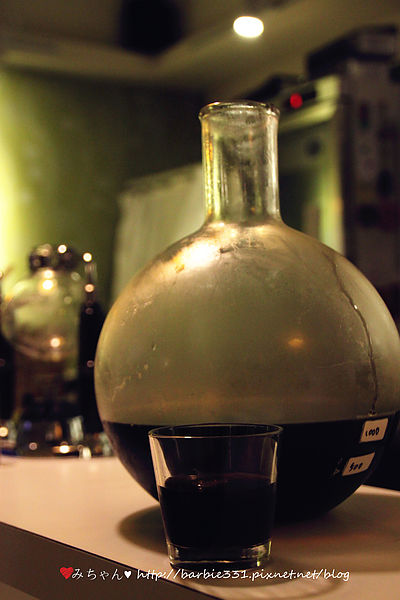 Sam咖啡小館：♥吃吧~台北ღ松山區♥初訪 小店高品質!!超Cute拉花咖啡~好療癒!!☆Sam 咖啡☆ (動物友善、捷運、下午茶)